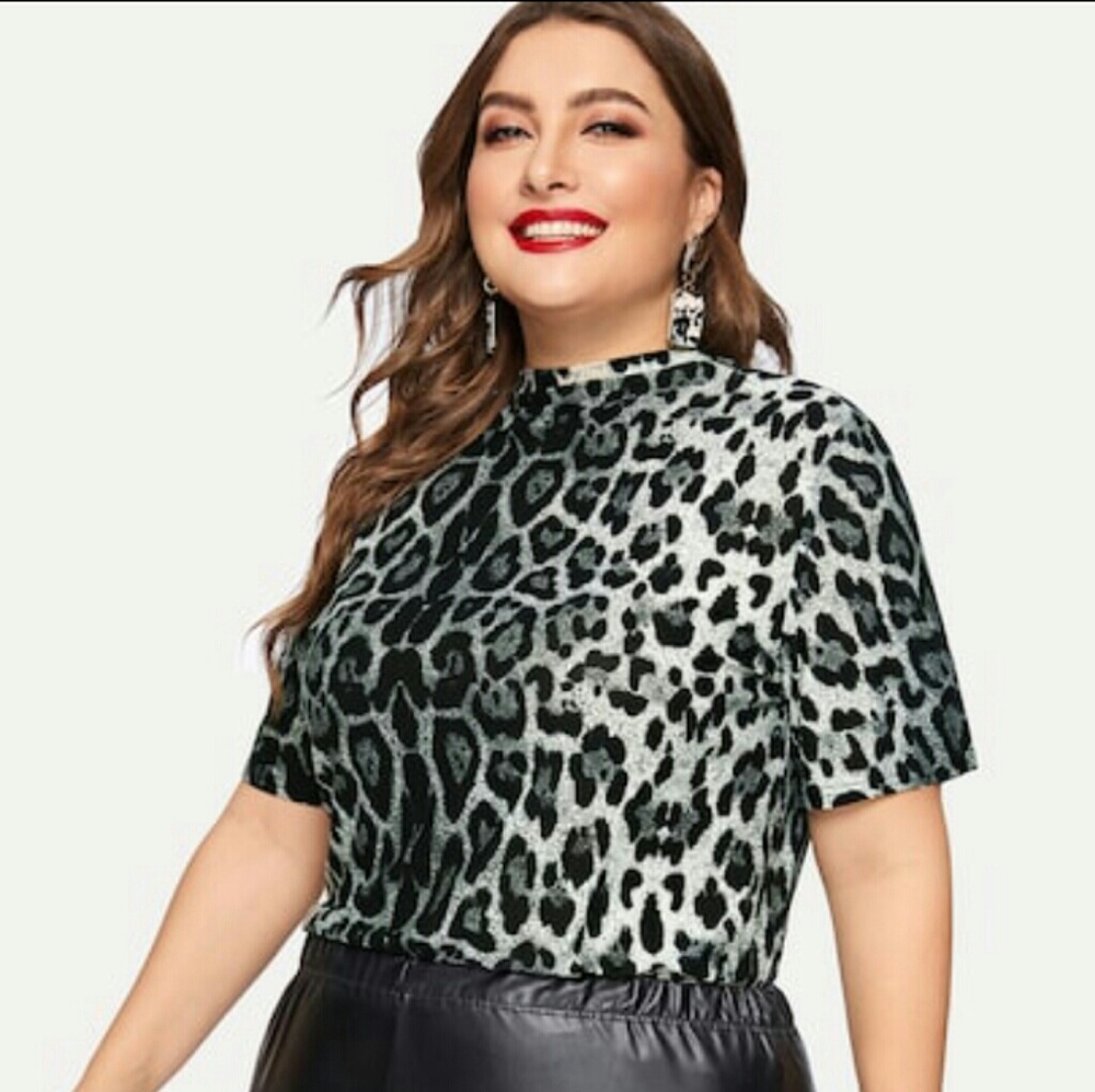 Cheetah shirt XL